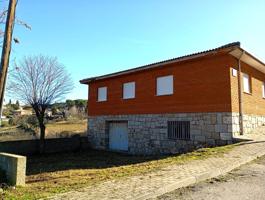Villa En venta en Robledo de Chavela photo 0