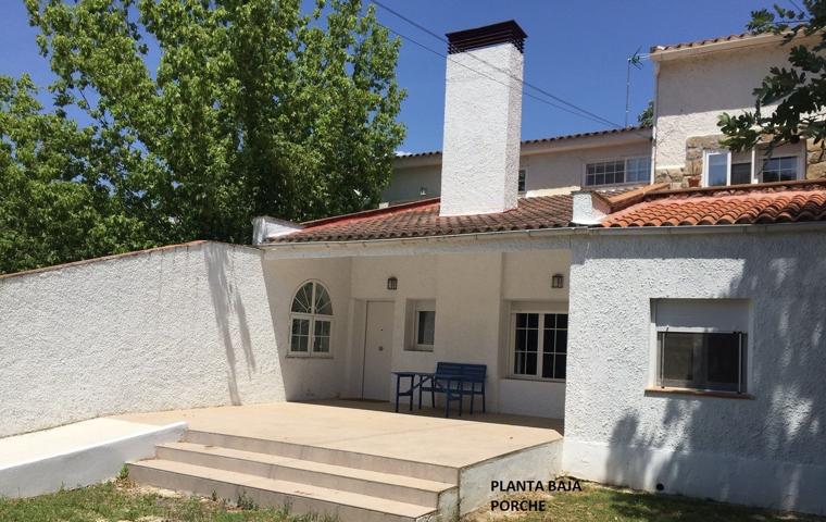 Villa En venta en Valdemorillo photo 0