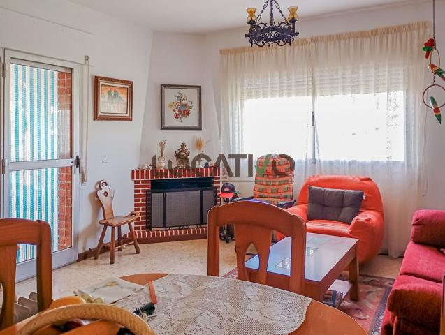 Villa En venta en Robledo de Chavela photo 0