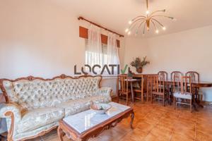 Villa En venta en Fresnedillas de la Oliva photo 0
