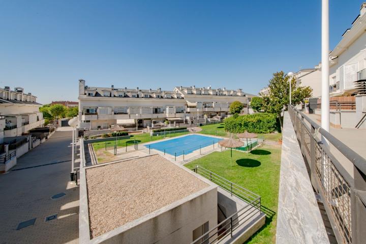 Piso En venta en Sevilla la Nueva photo 0