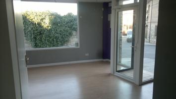 Local En venta en Valdemorillo photo 0