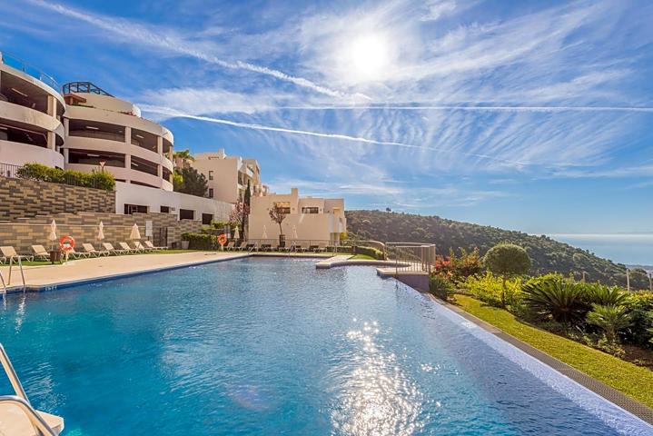 Apartamento en Altos de Los Monteros, Samara Resort, Marbella. photo 0