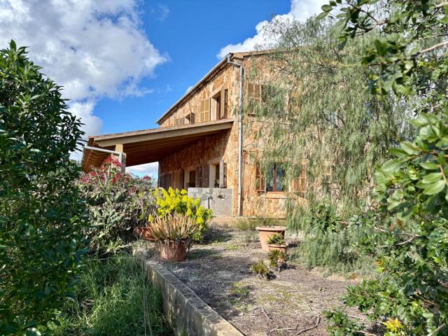 'El estilo de vida mediterráneo en Mallorca: Finca con encanto, privacidad y sostenibilidad' photo 0