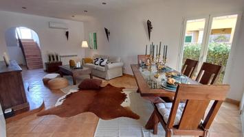 FANTASTICO CHALET UNIFAMILIAR CON PISCINA Y JARDIN PRIVADO. photo 0
