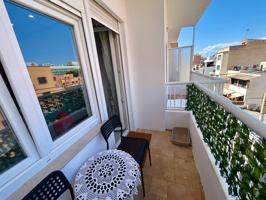 🌞 Luminoso piso reformado con balcones en Ses Cadenes – Arenal, Palma 🏖️ photo 0