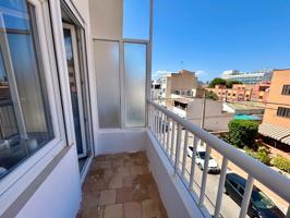 🌞 Luminoso piso reformado con balcones en Ses Cadenes – Arenal, Palma 🏖️ photo 0