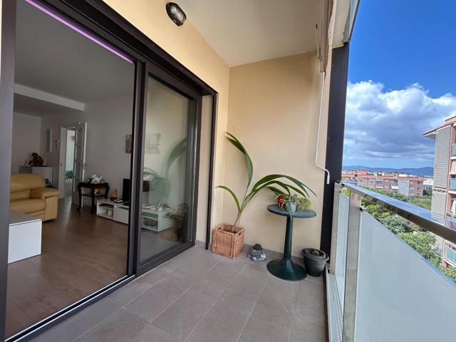 🏡 Moderno piso con terraza en cuarta planta – ¡Listo para entrar a vivir! 🌞 photo 0