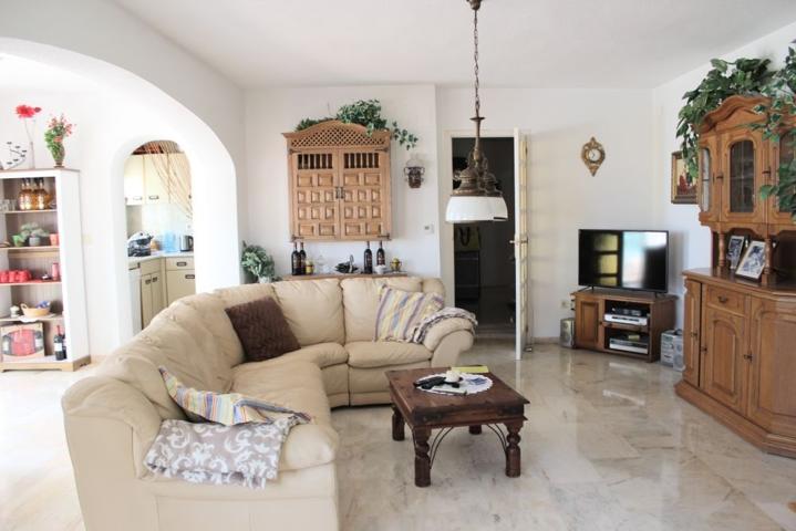 Villa En venta en La Nucia photo 0