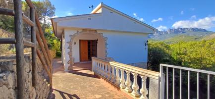 Villa En venta en Callosa d'en Sarrià photo 0
