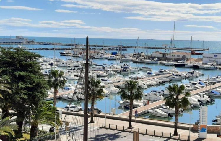 SE VENDE PISO EN LA RAPITA (TARRAGONA) photo 0