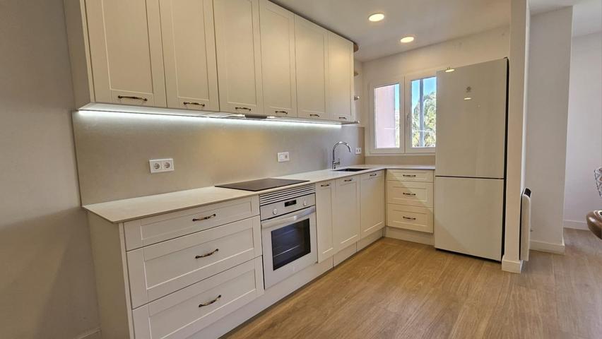 Se vende Bonito Piso en el Bulevar del Pla photo 0
