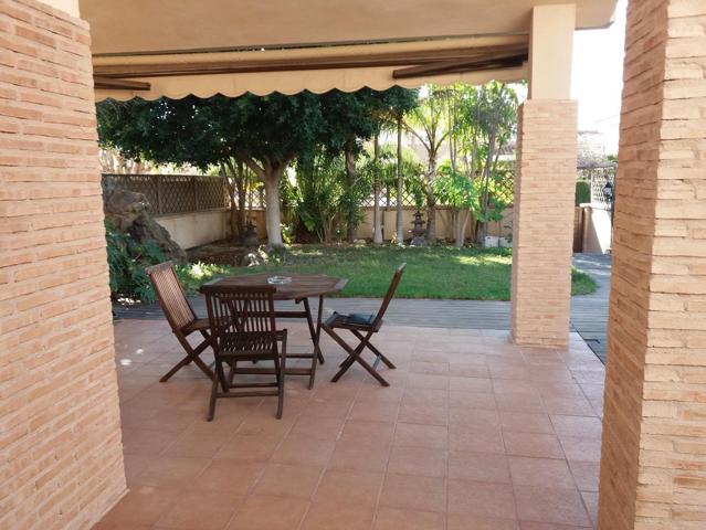 SE VENDE CHALET PAREADO EN ZONA ALMAJADA - RAVEL photo 0