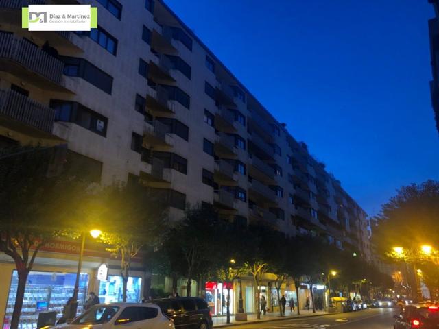 SE VENDE OFICINA EXTERIOR 60 M2 EN GRAN VIA DE SAN MARCOS photo 0