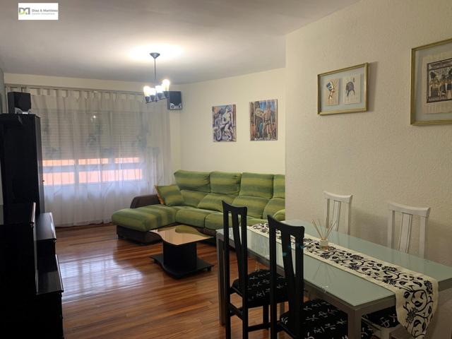 APARTAMENTO AMUEBLADO, CON GARAJE. PROXIMO AL AYUNTAMIENTO photo 0