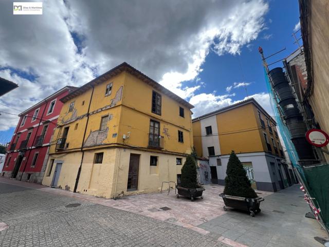 EDIFICIO PARA REFORMAR EN CASCO HISTORICO DE LEÓN photo 0