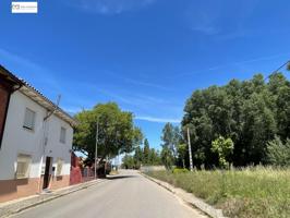 Casa En venta en Valdesogo De Abajo, Villaturiel photo 0