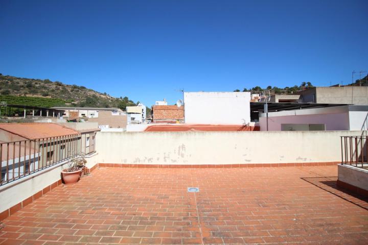 VIVIENDA CON GARAJE Y LOCAL photo 0