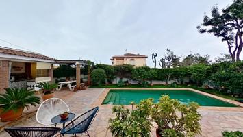 Espectacular villa! photo 0