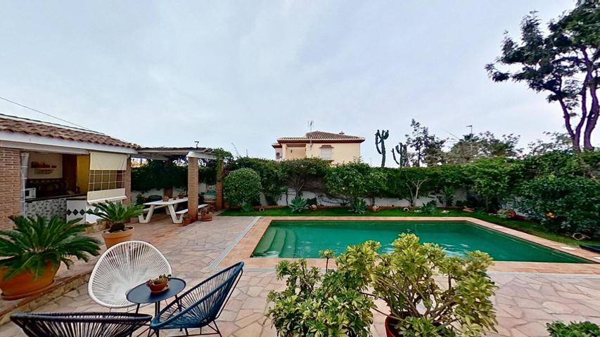 Espectacular villa! photo 0