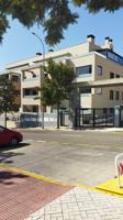 Urbanización en zona ideal para familias, tranquila, con colegios, supermercados y servicios en una área en expansión. photo 0