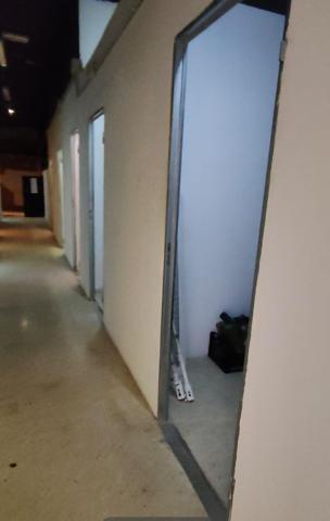 Local en el centro de la ciudad, solo tienes que tener una buena idea para realizar tus sueños de inversión. photo 0