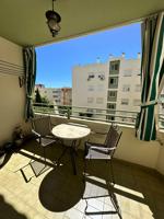 Gran piso de 4 dormitorios con garaje y piscina en pleno centro de Arroyo de la Miel photo 0
