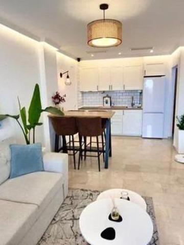 🏖️ Apartamento reformado en primera línea de playa – Torrequebrada, Benalmádena photo 0