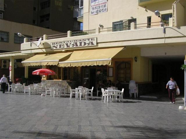 Local en Torremolinos con aire acondicionado + salida de humos 🔥 – Ideal hostelería - negocio photo 0