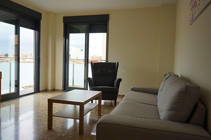 Piso en alquiler en Alfara del Patriarca de 125 m2 photo 0