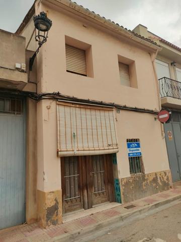OPORTUNIDAD CASA PARA DERRIBAR Y HACERLA A TU GUSTO photo 0
