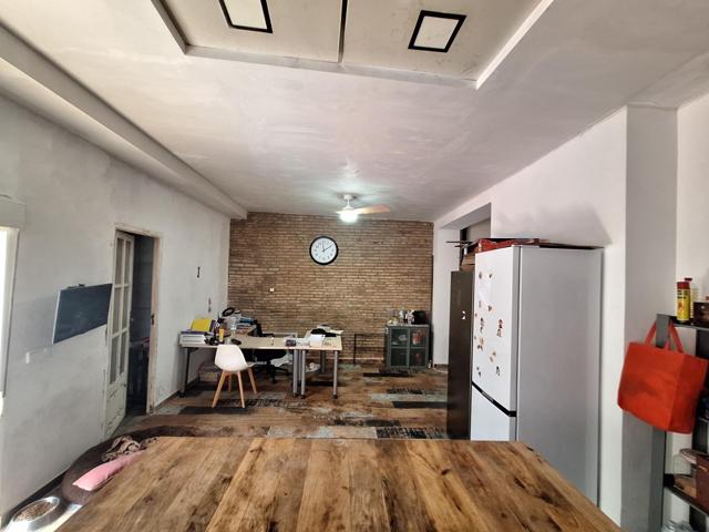 ¡Exclusiva 3Casas! Casa con Doble Terraza y Espacio para Soñar en el Centro de Catarroja. photo 0