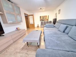 ESPECTACULAR VIVIENDA CON GARAJE Y ASCENSOR photo 0