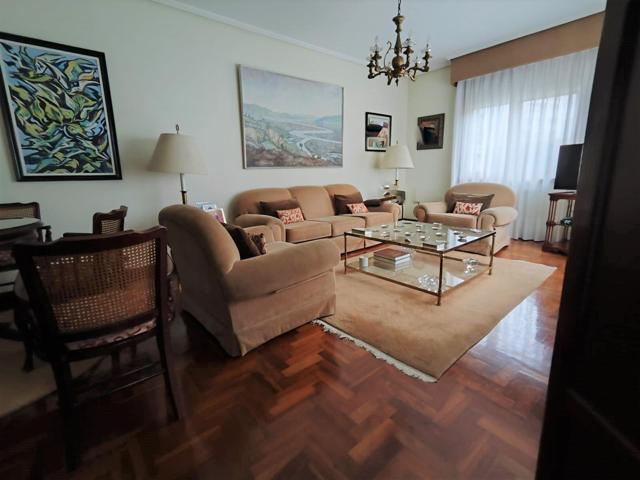 Se vende chalet pareado en A Coruña, Ciudad Jardín photo 0