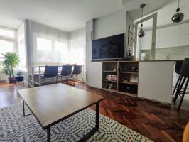 Venta de piso en Oleiros, Plaza Charles Darwin photo 0