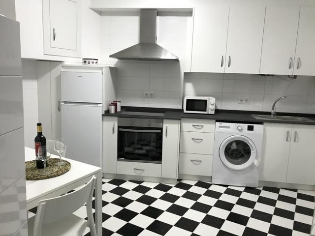 Alquiler de piso en A Coruña, calle San Lucas. photo 0