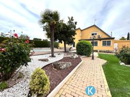 Impresionante chalet independiente en venta photo 0