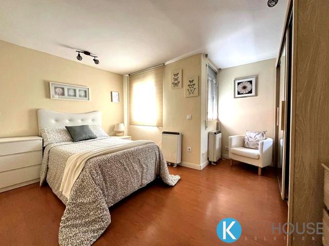 Piso en venta en Madrid de 57 m2 photo 0