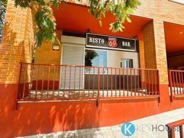 ¡Gran oportunidad de inversión con posibilidad de cambio de uso a vivienda! photo 0