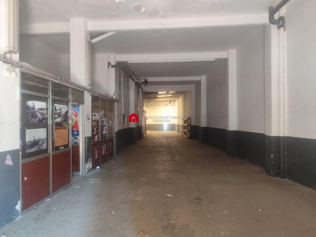 LOCAL 395 M2 EN VENTA, ZONA TEMPLE TORTOSA photo 0