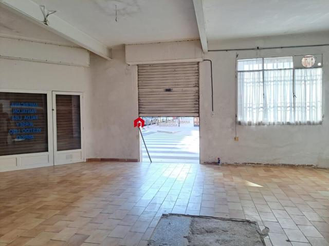 Se alquila LOCAL COMERCIAL en zona TEMPLE de TORTOSA photo 0