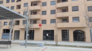 EN VENTA LOCAL COMERCIAL DE 250 M2 EN TORTOSA photo 0