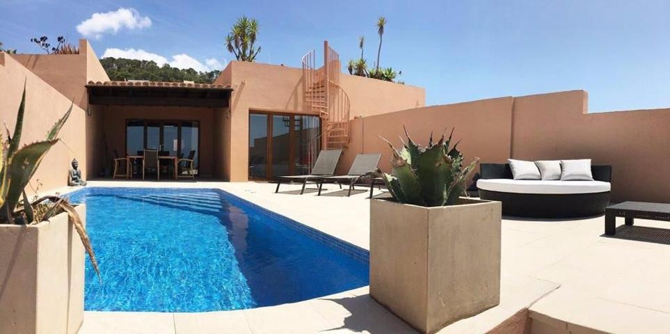 Encantadora villa con vistas al mar y puestas de sol en Sant Josep de Sa Talaia photo 0