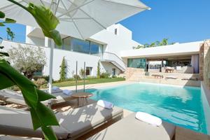 Fantástica villa en Cala Conta de obra nueva photo 0