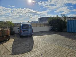 Plaza de parking en botafoc. photo 0