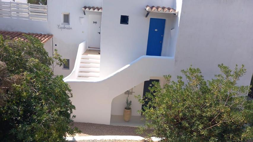Estudio con jardín privado cerca de Cala Vadella photo 0
