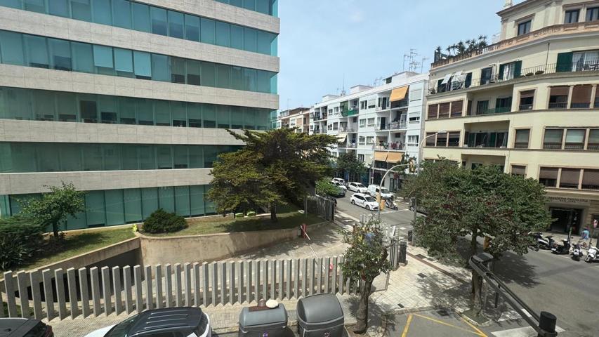 Piso céntrico con 3 habitaciones y estilo de vida urbano en Ibiza ciudad photo 0