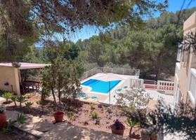 Casa con licencia turística en Cala Jondal photo 0