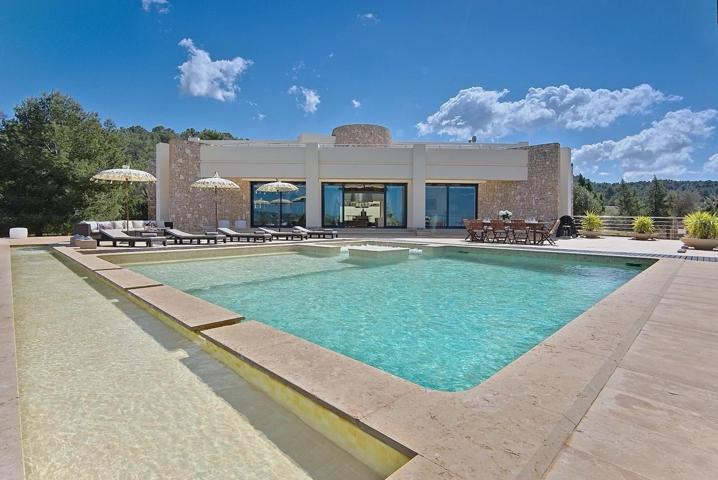 Espectacular villa con licencia turística en San Agustín photo 0
