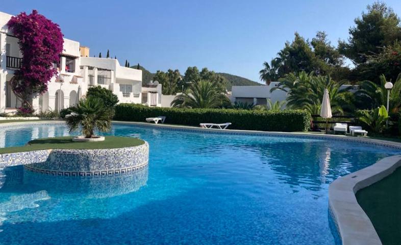 Apartamento planta baja en Siesta en urbanización con piscina ¡Oportunidad única! photo 0